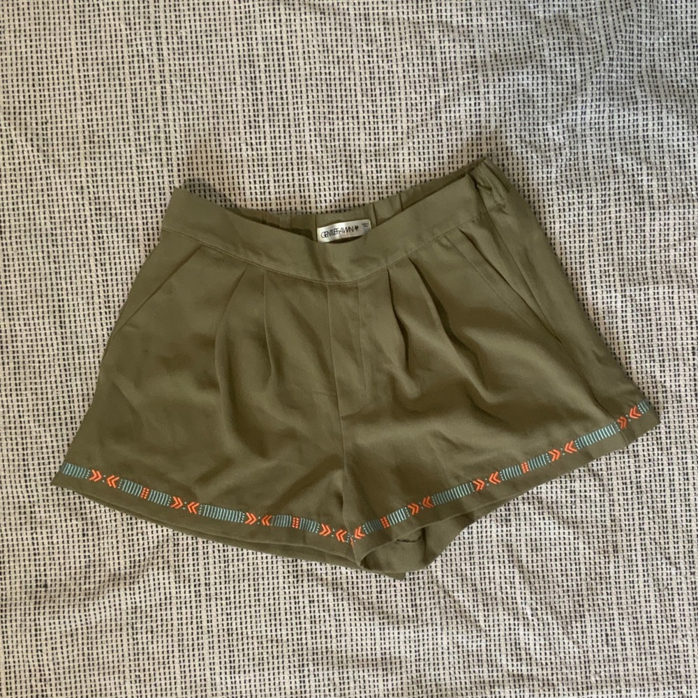 Boho embroidered shorts